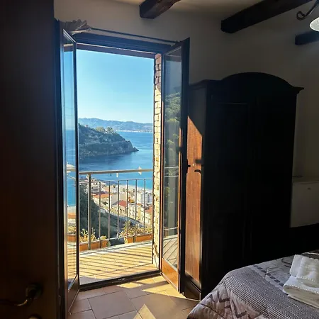 Couette-café La Bastia Scilla