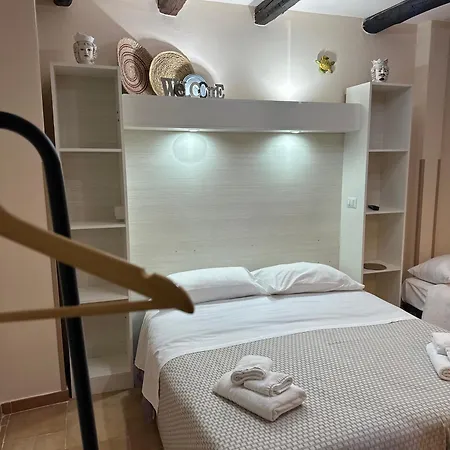 Oda ve Kahvaltı La Bastia