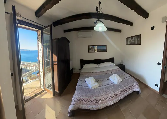 La Bastia ベッド・アンド・ブレックファスト 3*